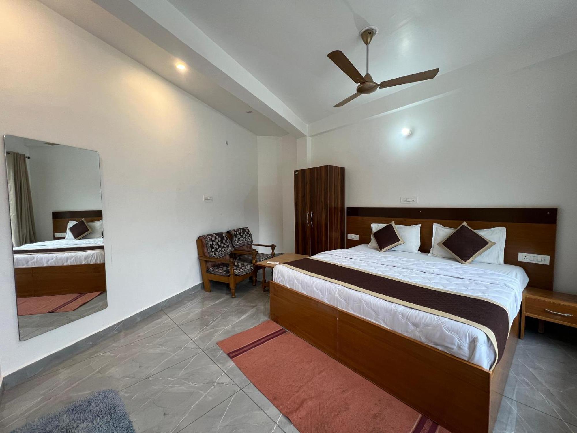 Hotel Manikut Rishīkesh 외부 사진